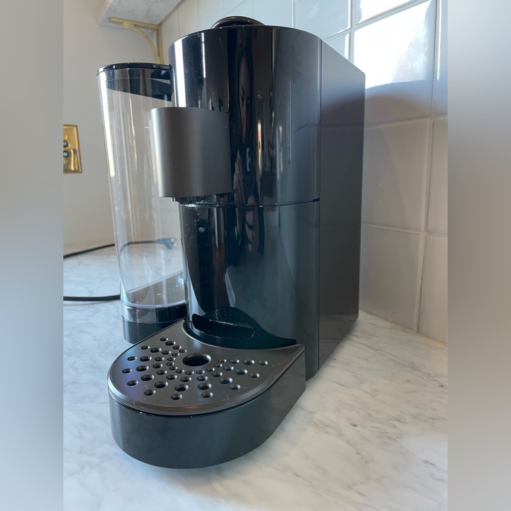 Starbucks Verismo coffee pod machine